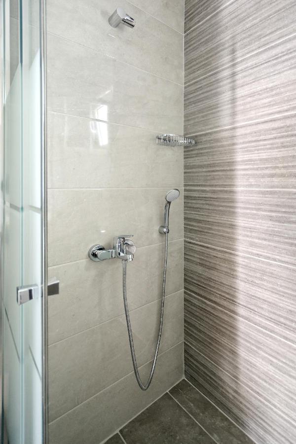 Poseidon Residence Atene Esterno foto